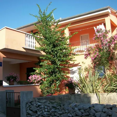 Apartments Mirjana Petrcane Exterior photo